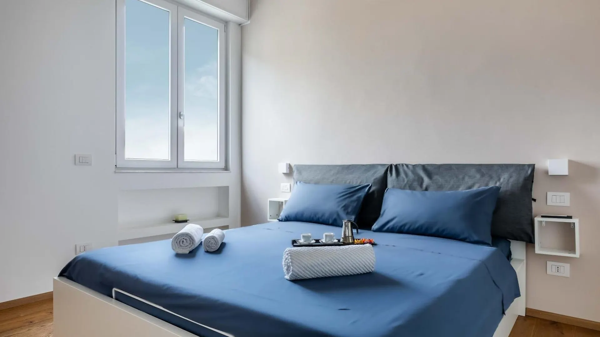 Luxury Apartment In Quadrilatero Della Moda - Brera Moscova Duomo Milan